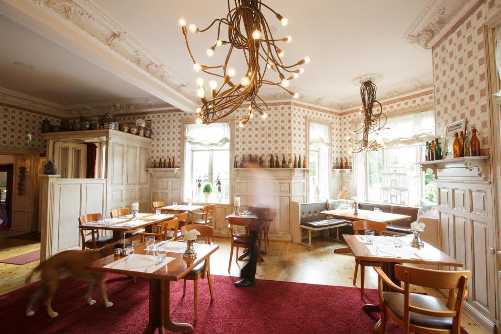 Heinsens Ellerbek Bed & Breakfast Екстериор снимка